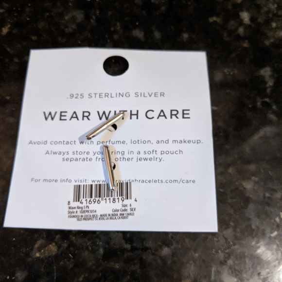 Wave Ring - Picture 4 of 6